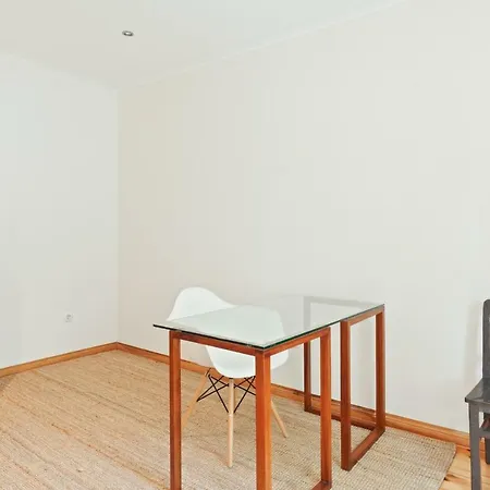 Apartman Bright 1bdr Minutes From The Tagus River Lisboa