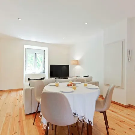 Bright 1bdr Minutes From The Tagus River * Lisboa